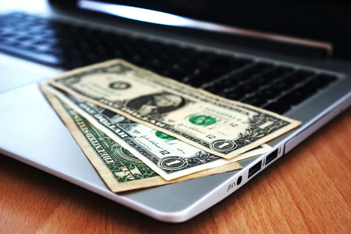 How to Make Money Online: The Ultimate Modern Guide